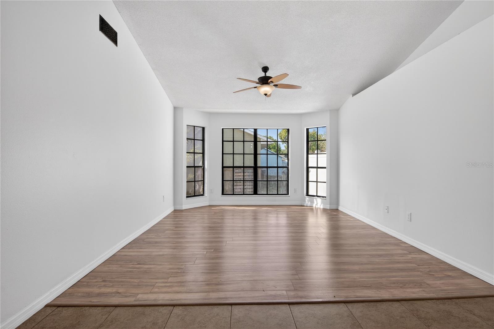 2075 HEDGEROW CIR, OCOEE, FL, 34761