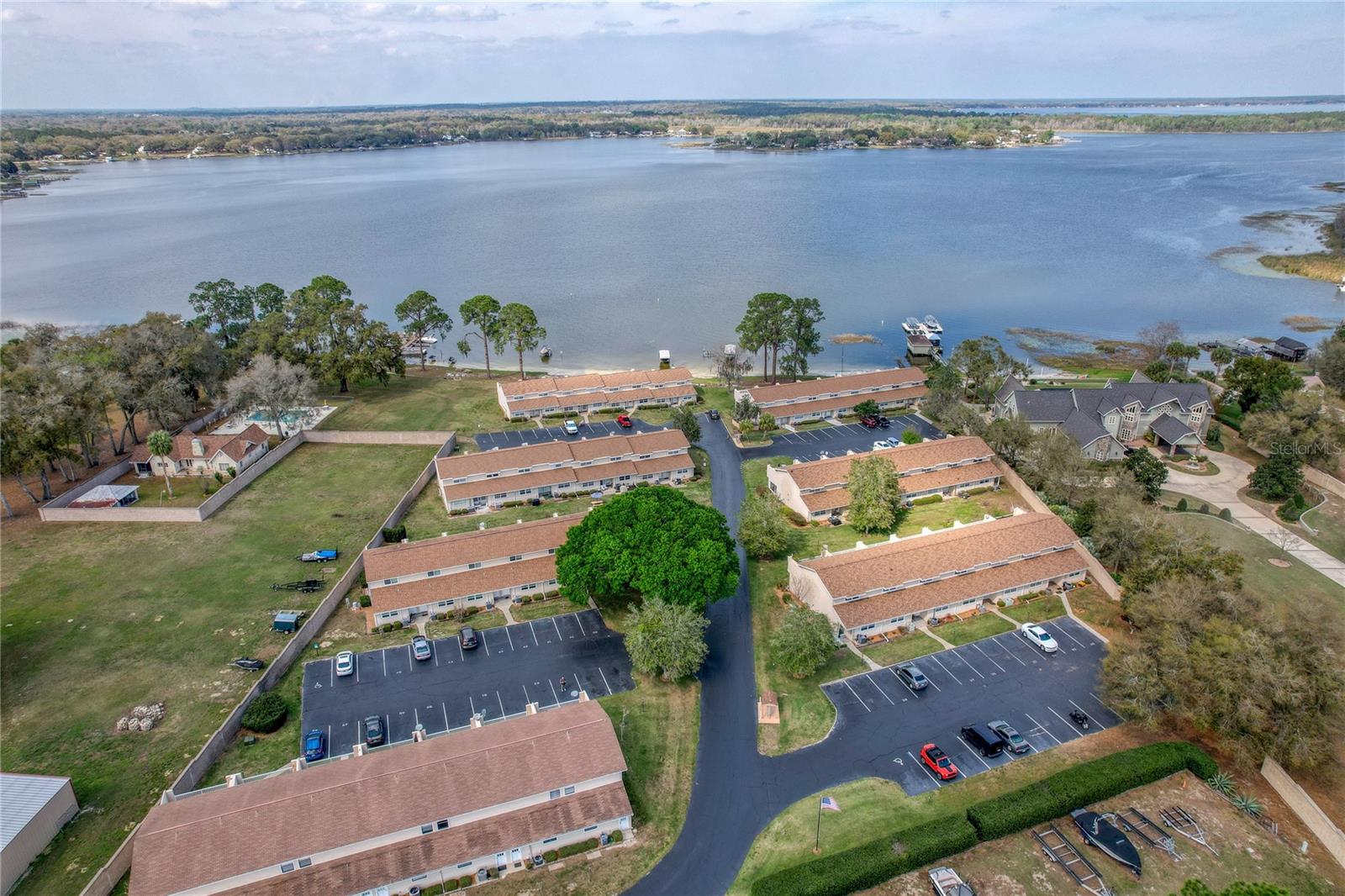 11001 SE SUNSET HARBOR RD #H52, SUMMERFIELD, FL, 34491