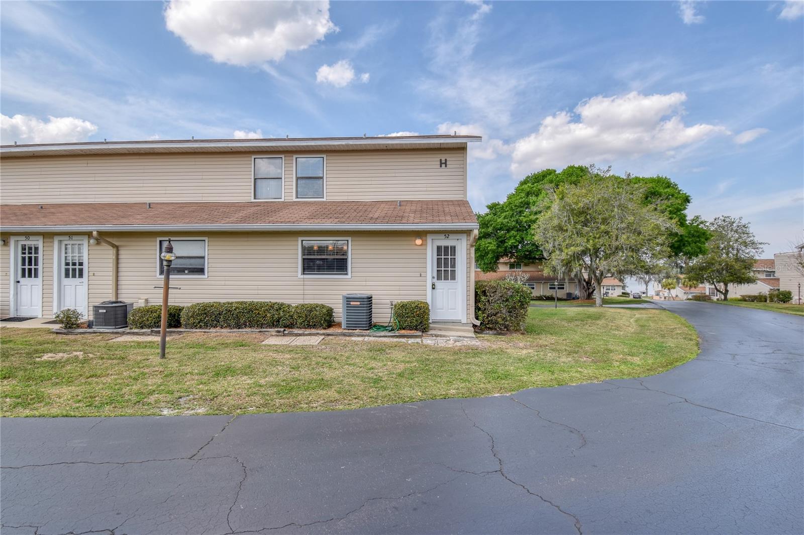 11001 SE SUNSET HARBOR RD #H52, SUMMERFIELD, FL, 34491