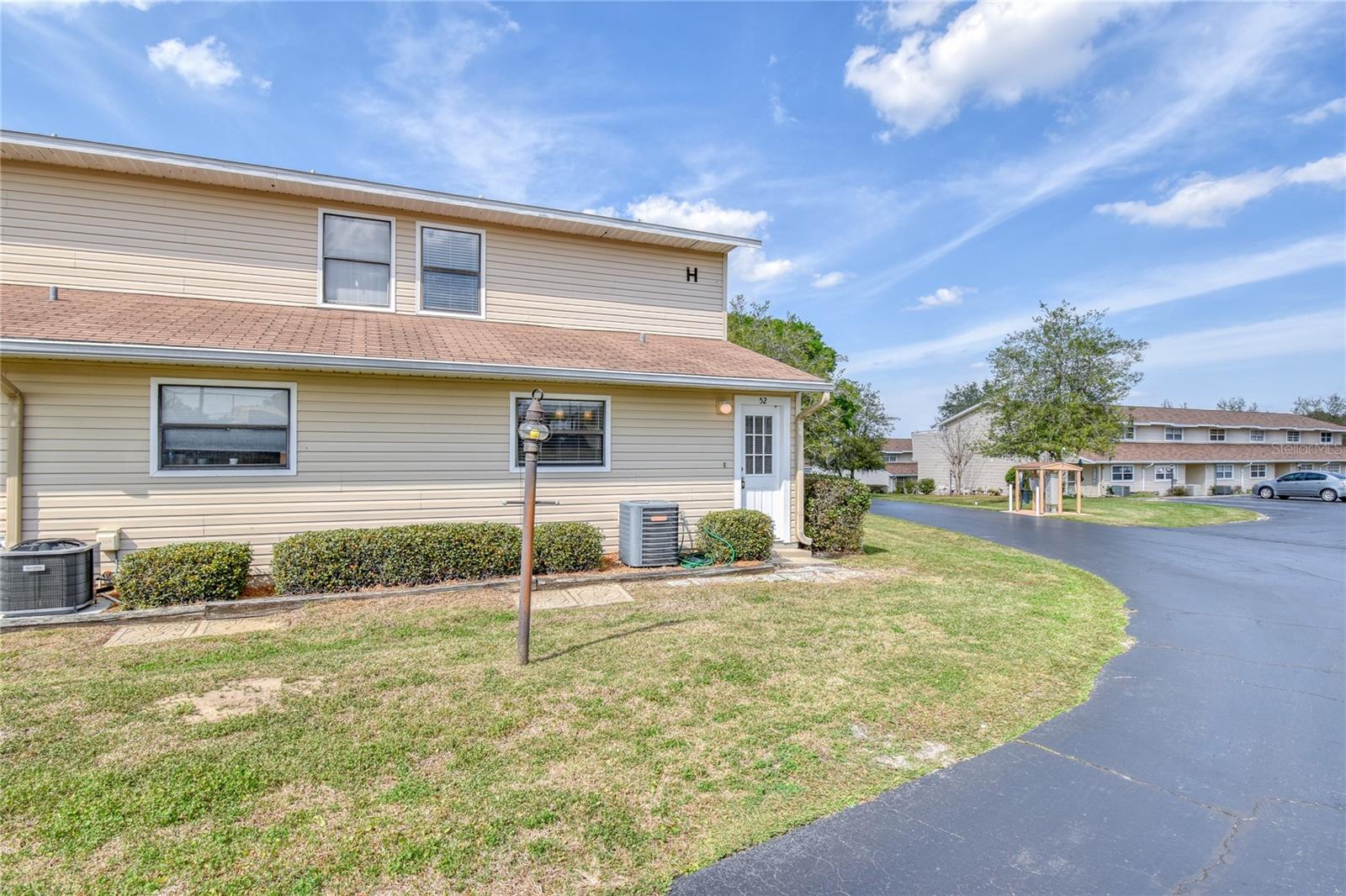 11001 SE SUNSET HARBOR RD #H52, SUMMERFIELD, FL, 34491