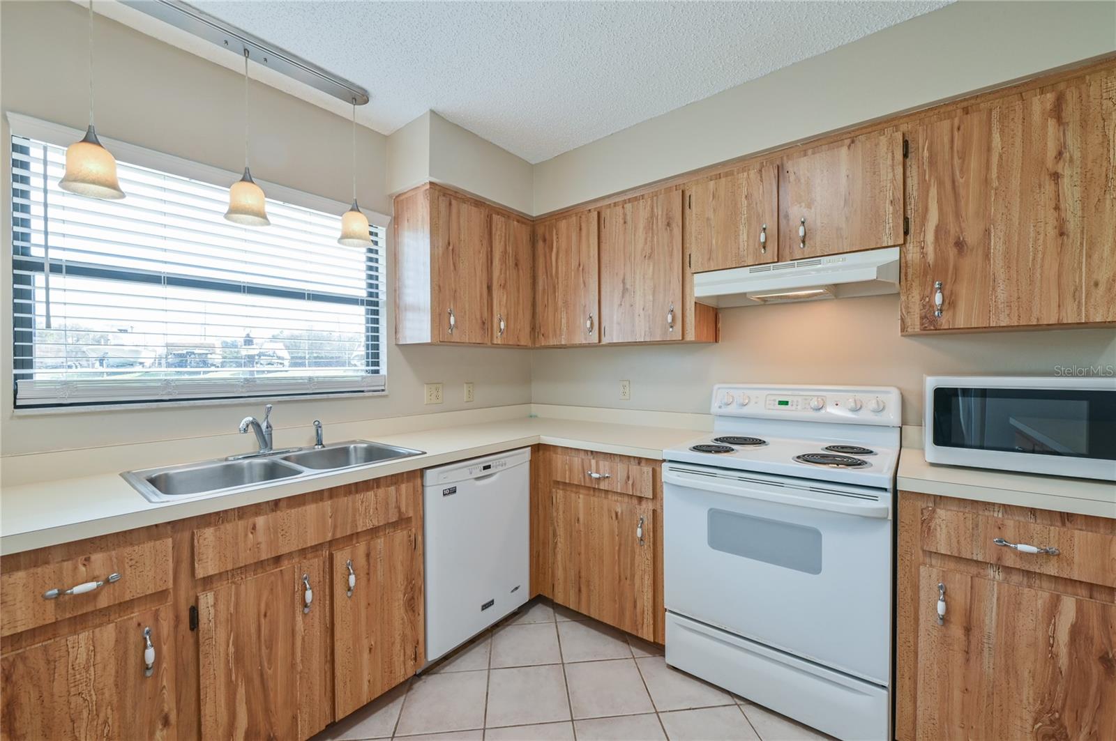 11001 SE SUNSET HARBOR RD #H52, SUMMERFIELD, FL, 34491