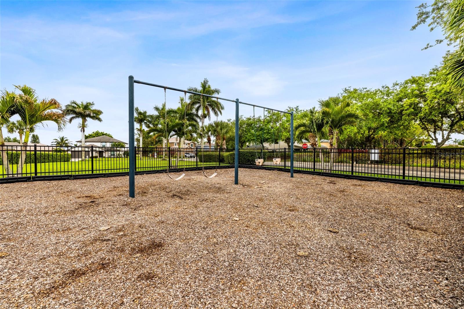 13451 HAMPTON PARK CT, FORT MYERS, FL, 33913