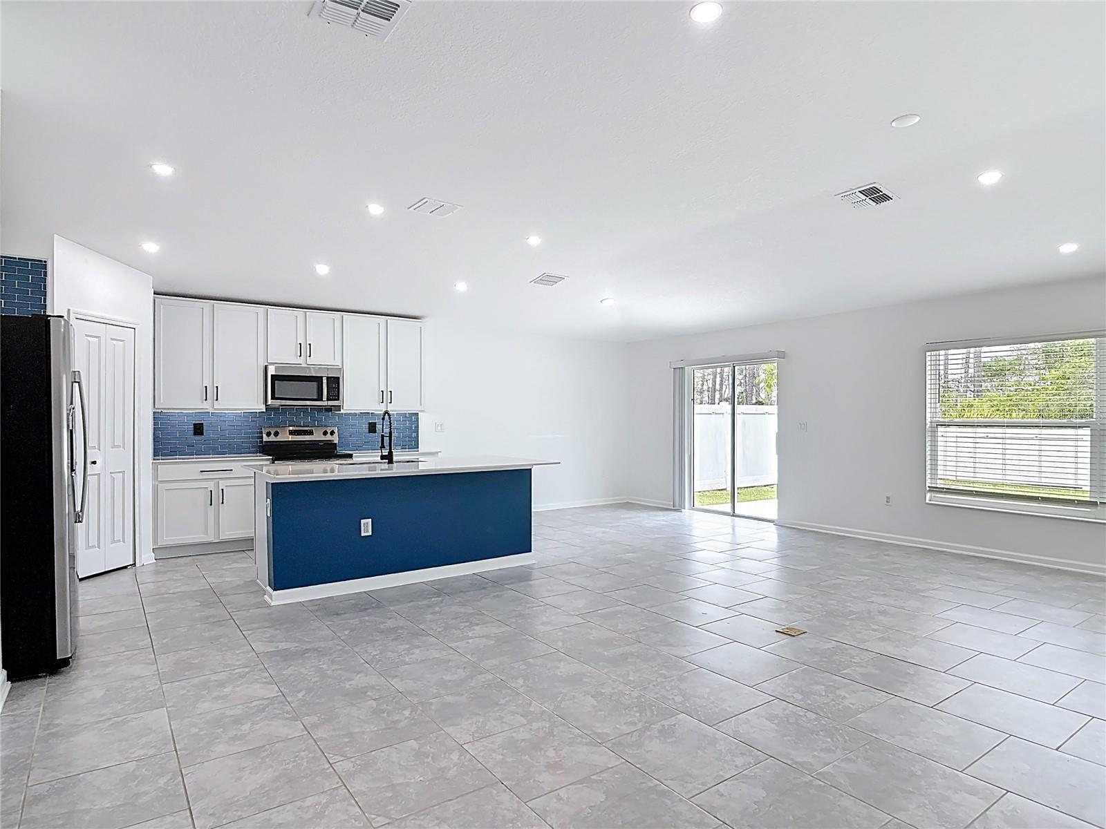 1312 PEACH CREEK DR, OSTEEN, FL, 32764