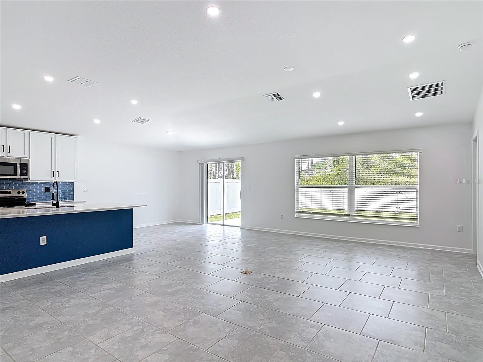 1312 PEACH CREEK DR, OSTEEN, FL, 32764