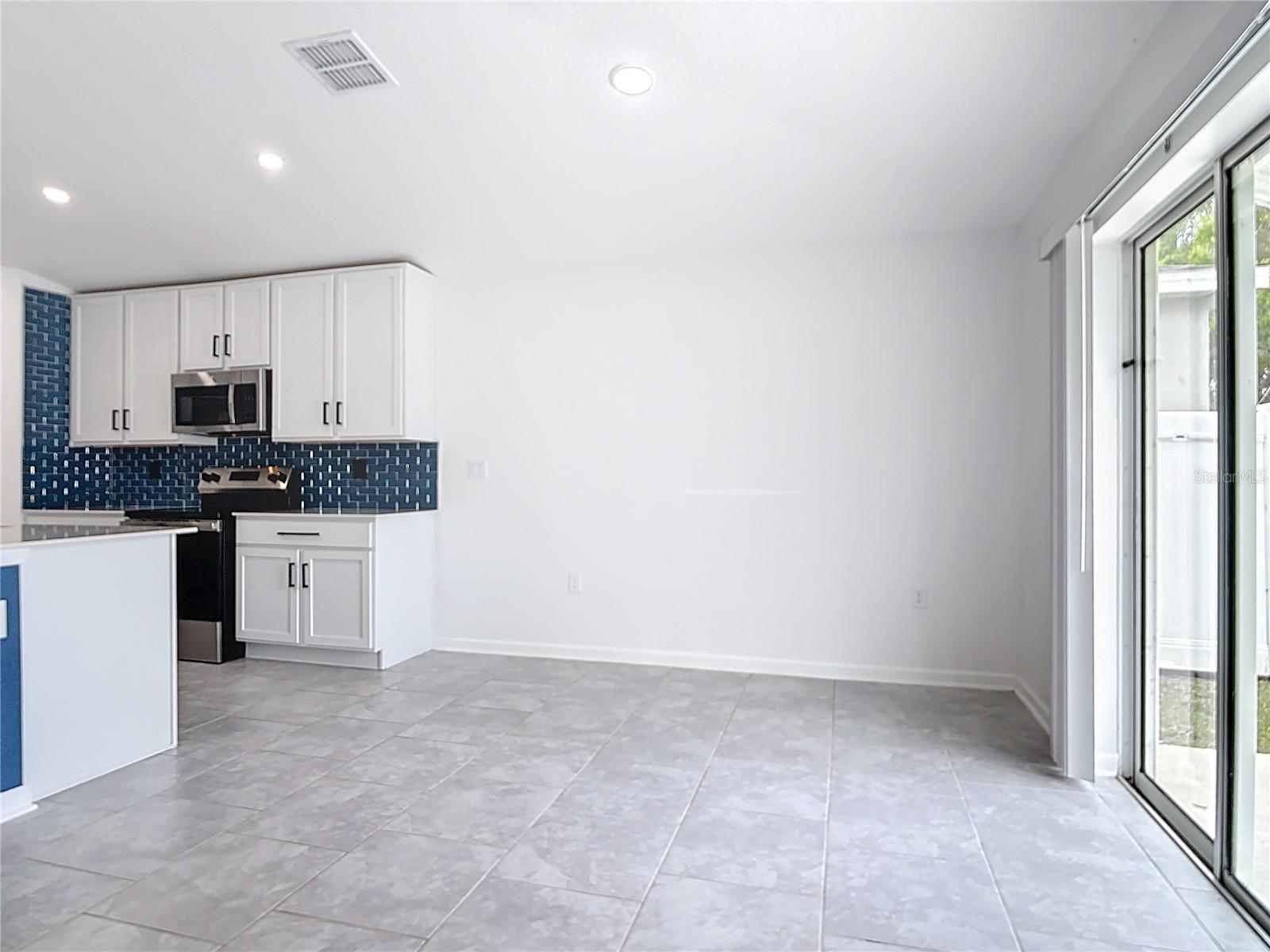 1312 PEACH CREEK DR, OSTEEN, FL, 32764