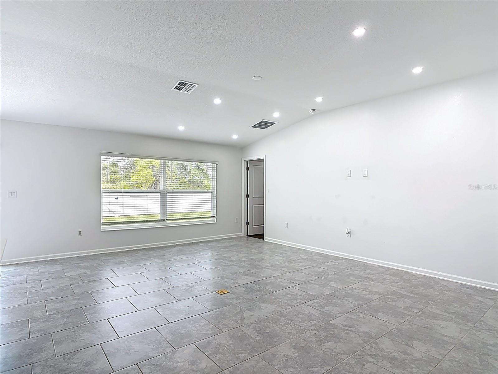 1312 PEACH CREEK DR, OSTEEN, FL, 32764