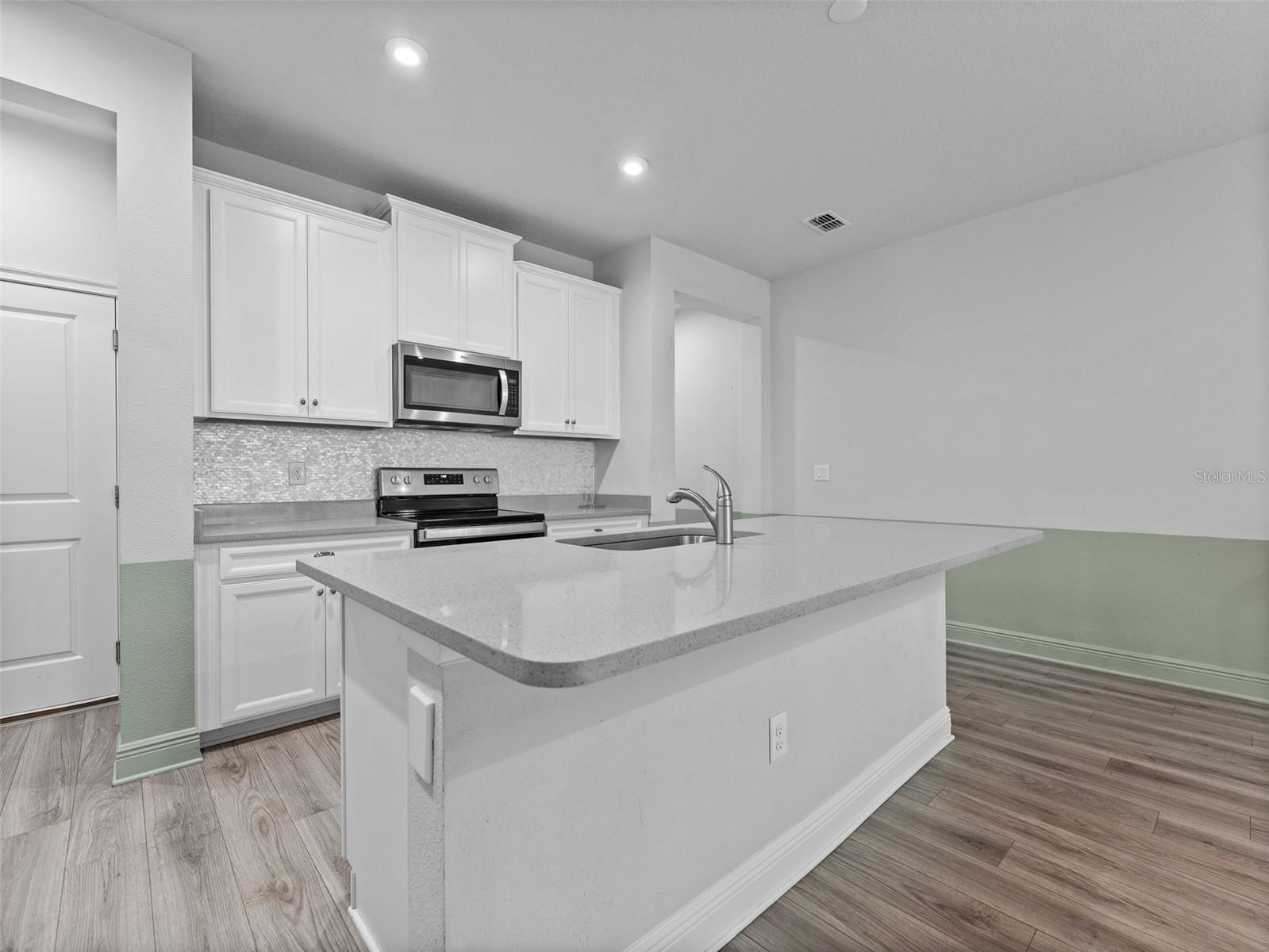 5845 GRAND SONATA, TAMPA, FL, 33558