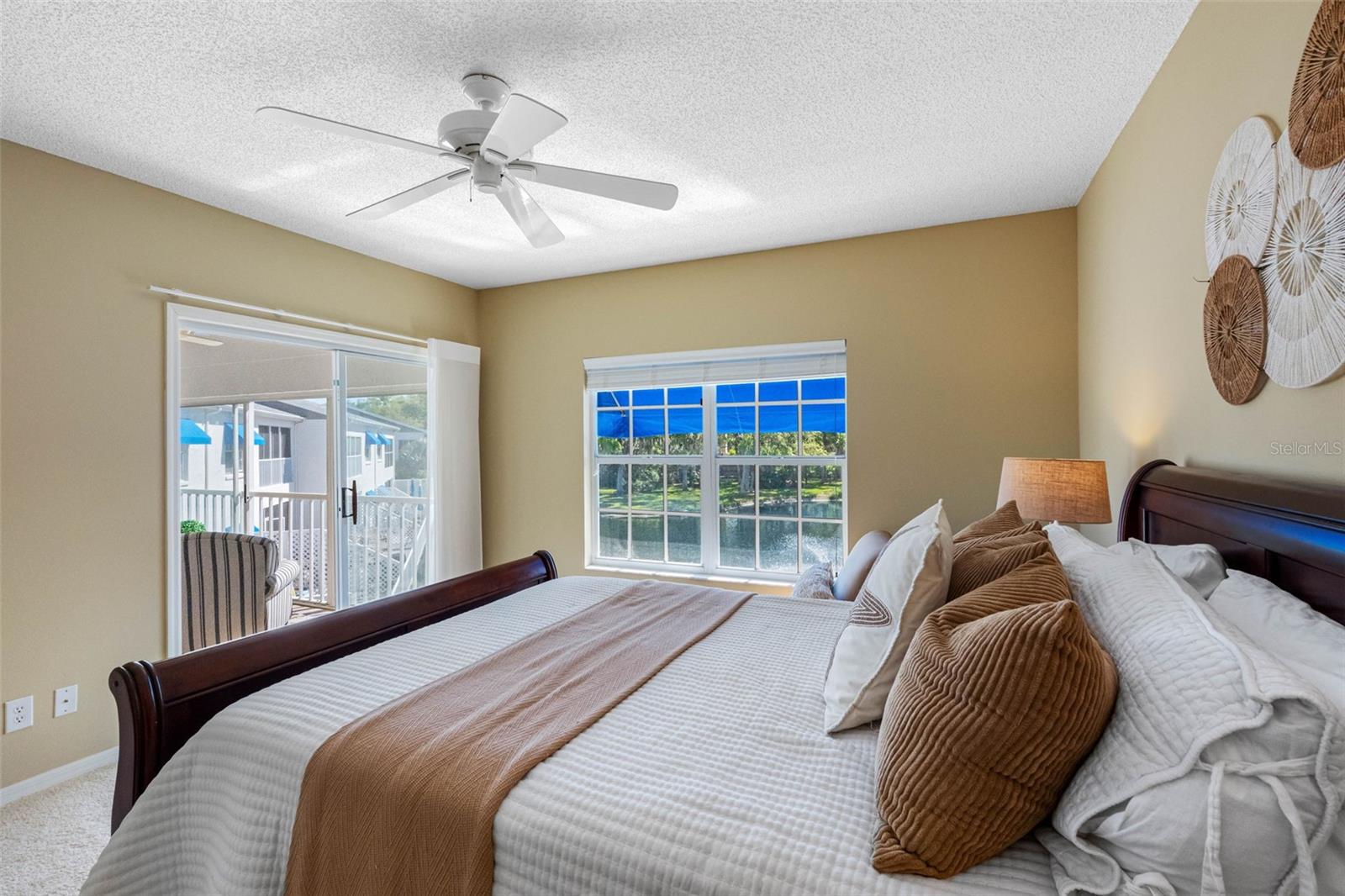 ... Wake Up to Serene Water Views every Morning reminding you - We live in Florida....