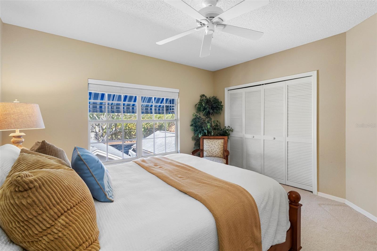 ... Main Guest Bedroom 12.10 X 13..