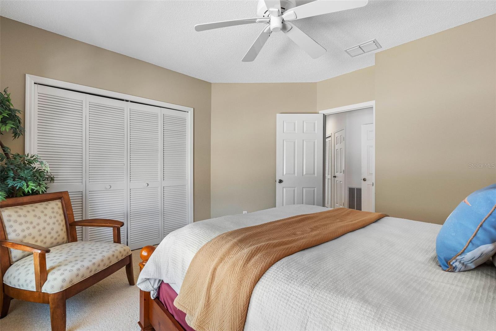 ... Main Guest Bedroom Shot #2.....