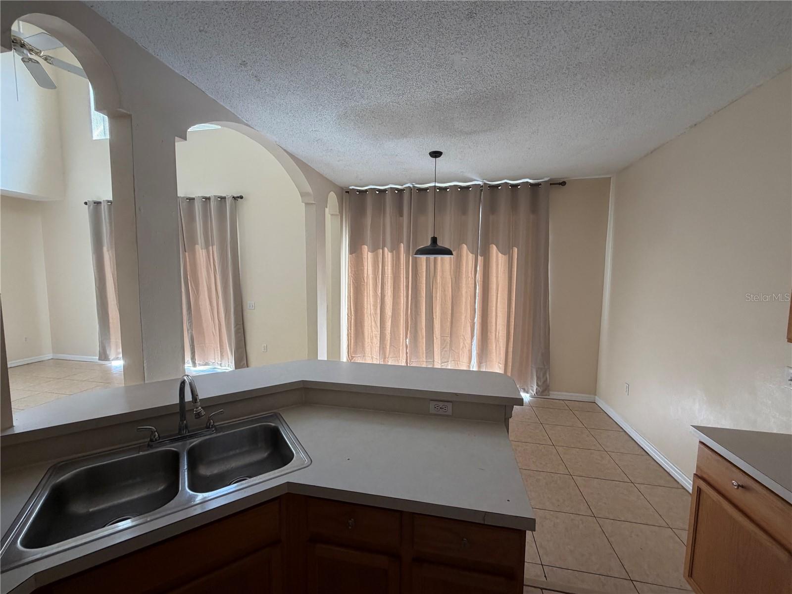 48 CORDONA DR, KISSIMMEE, FL, 34758