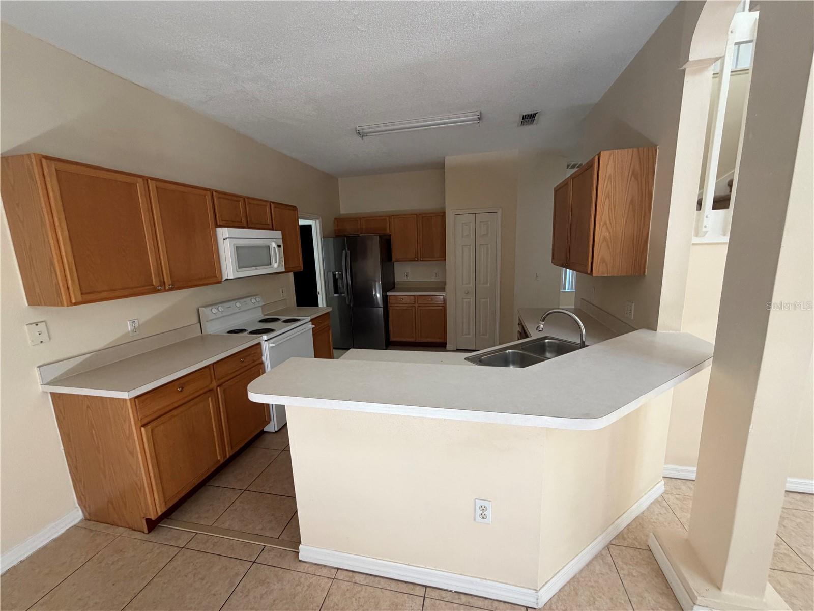 48 CORDONA DR, KISSIMMEE, FL, 34758