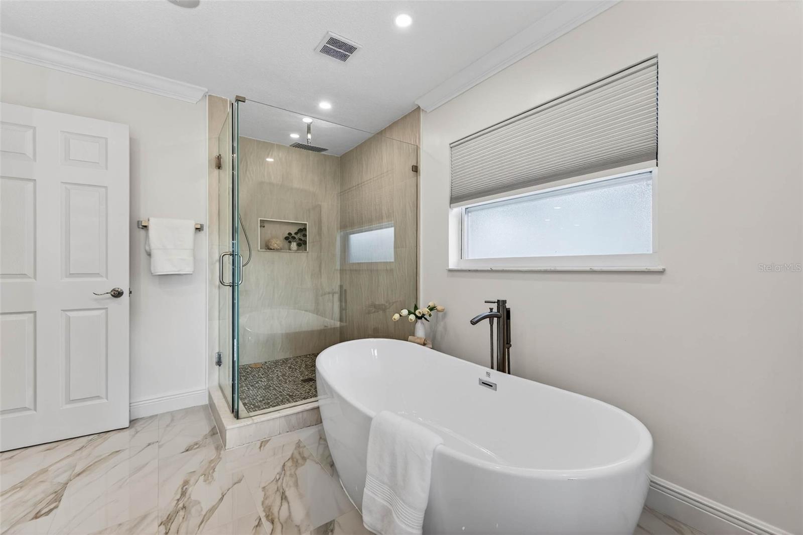 4790 VENETIAN BLVD NE, ST PETERSBURG, FL, 33703