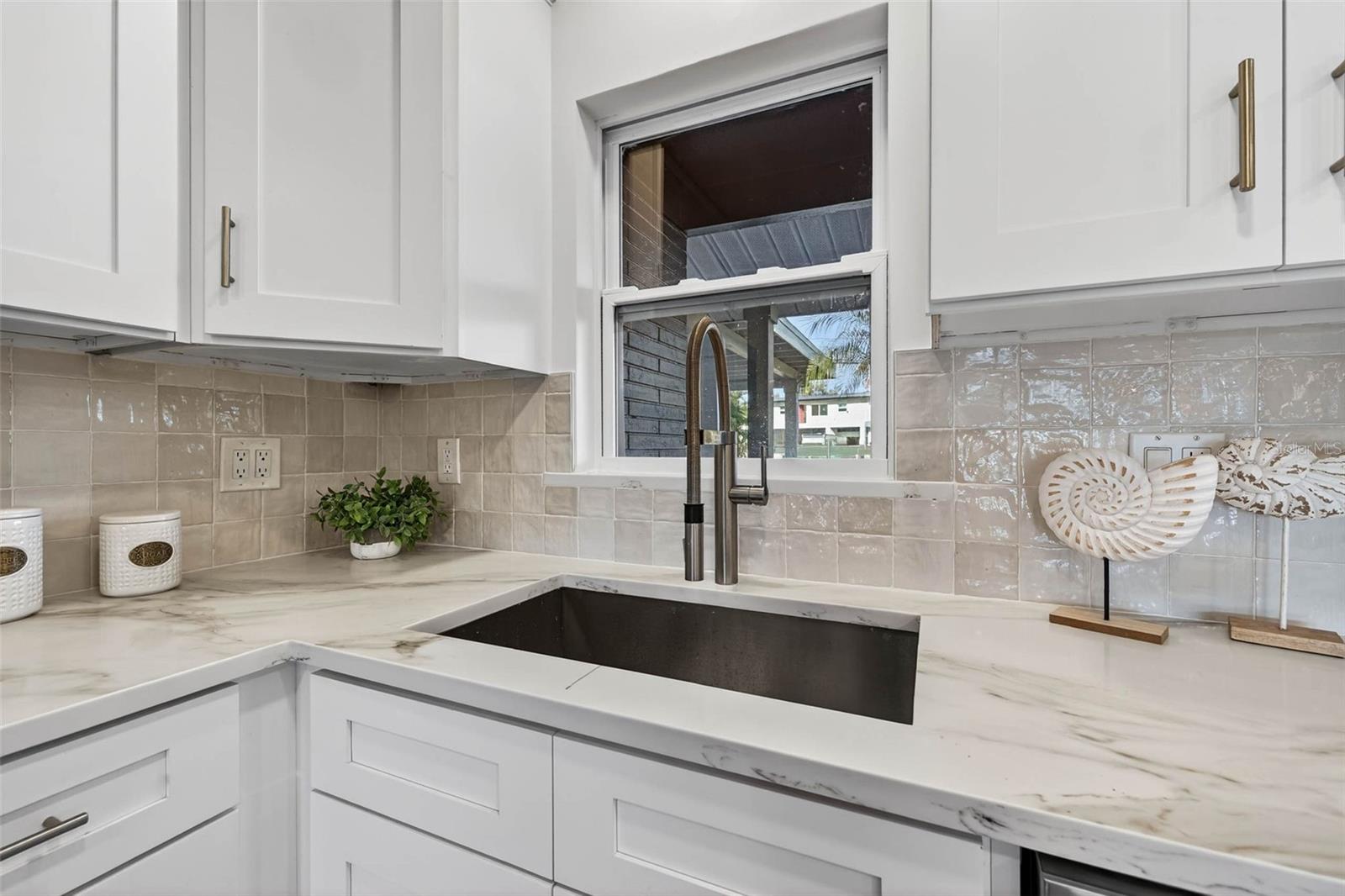 4790 VENETIAN BLVD NE, ST PETERSBURG, FL, 33703