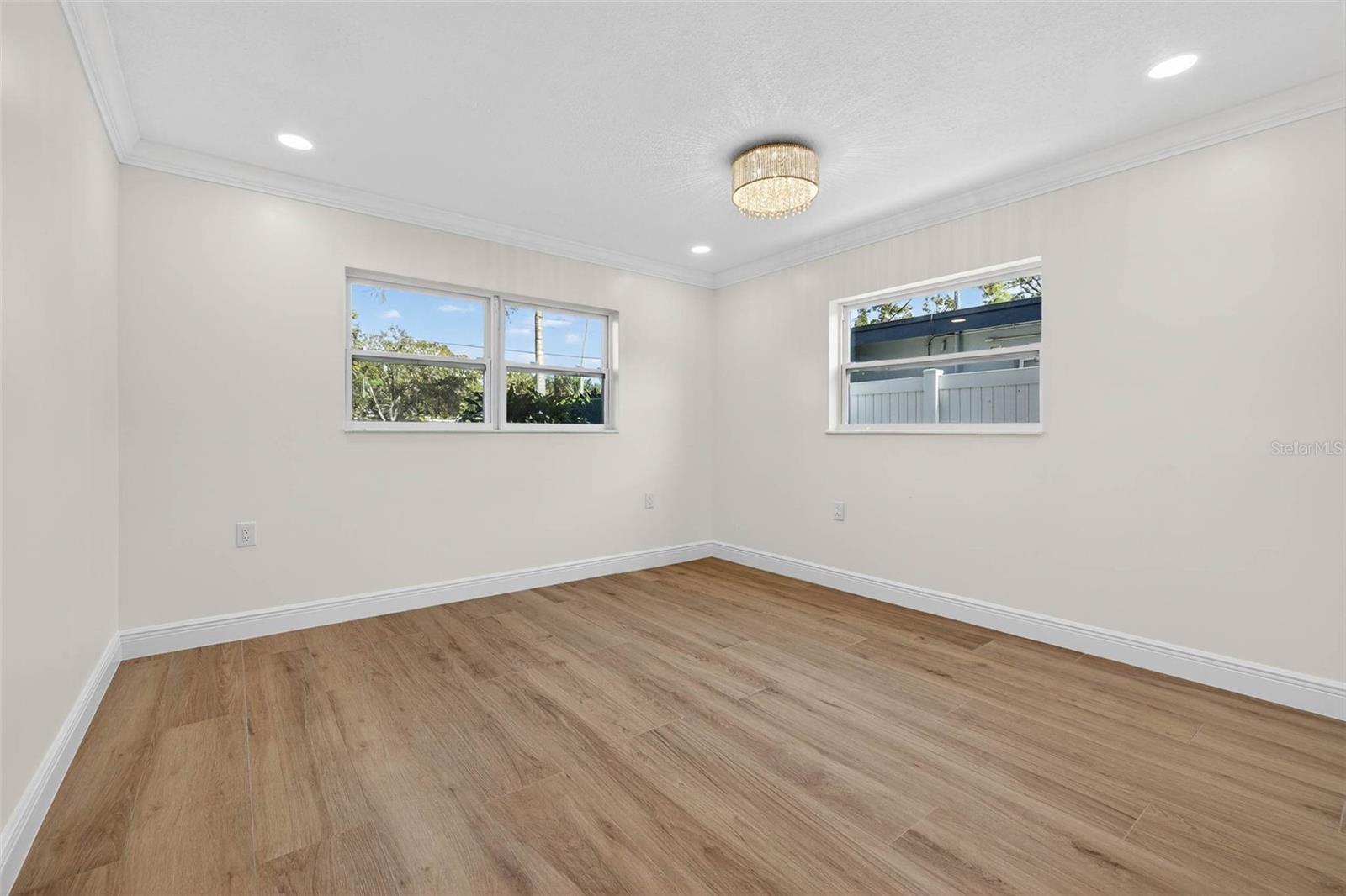 4790 VENETIAN BLVD NE, ST PETERSBURG, FL, 33703