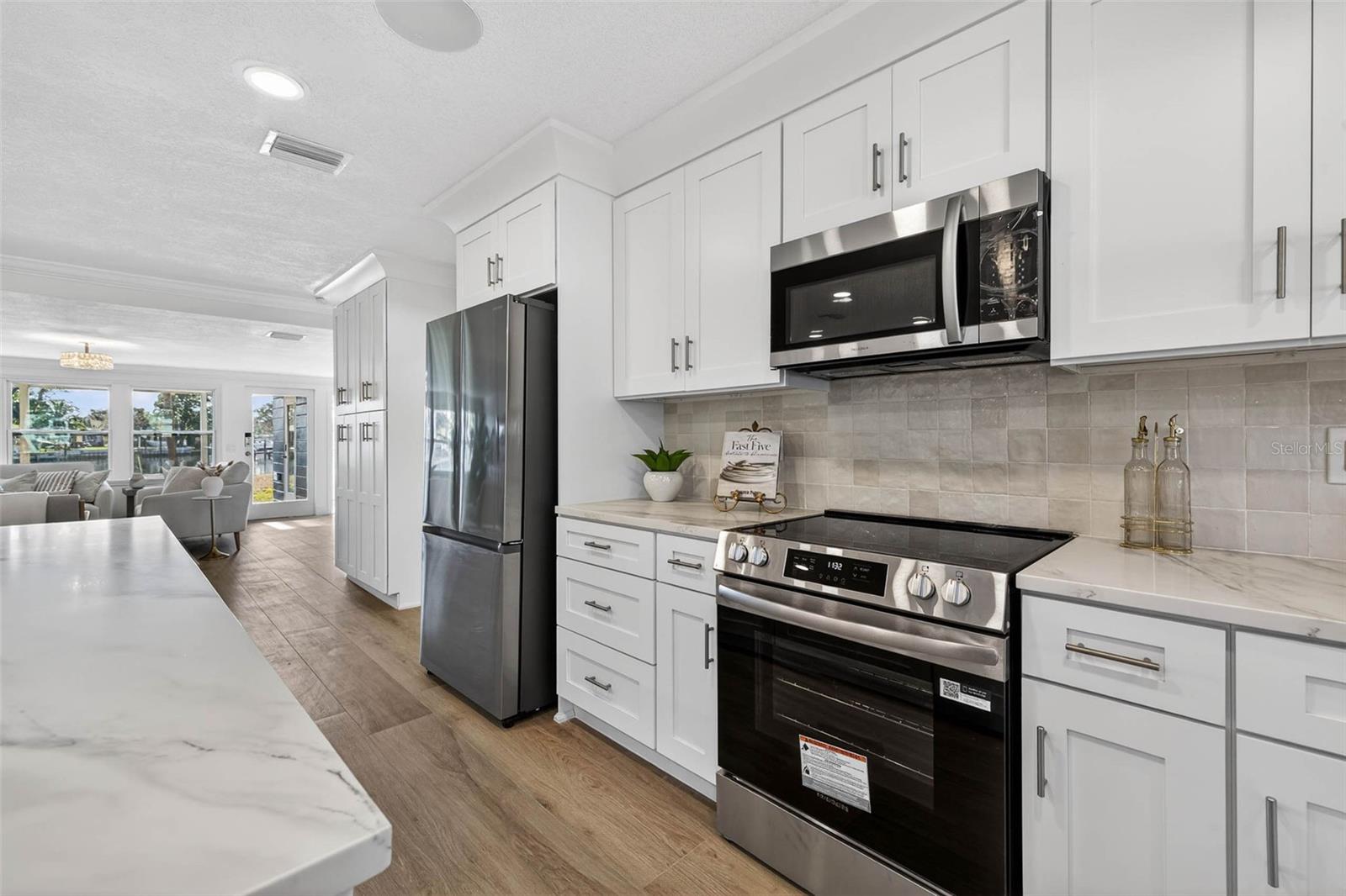 4790 VENETIAN BLVD NE, ST PETERSBURG, FL, 33703