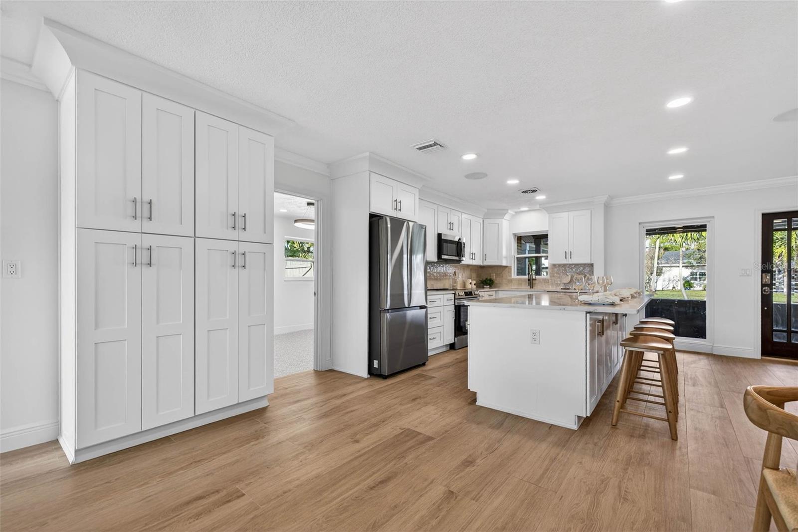 4790 VENETIAN BLVD NE, ST PETERSBURG, FL, 33703