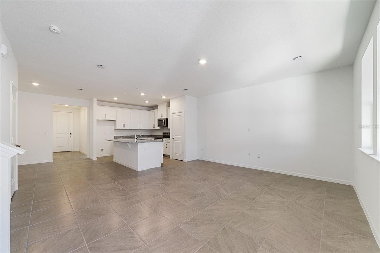 684 LOLA LN, OVIEDO, FL, 32765