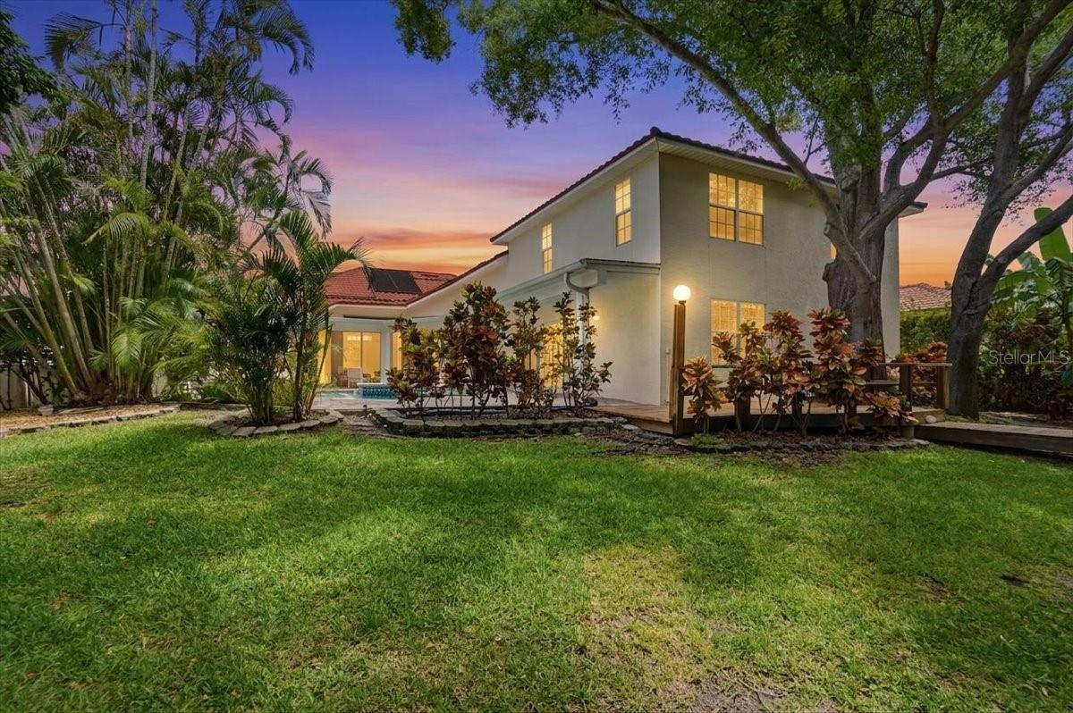 860 SAND PINE DR NE, ST PETERSBURG, FL, 33703
