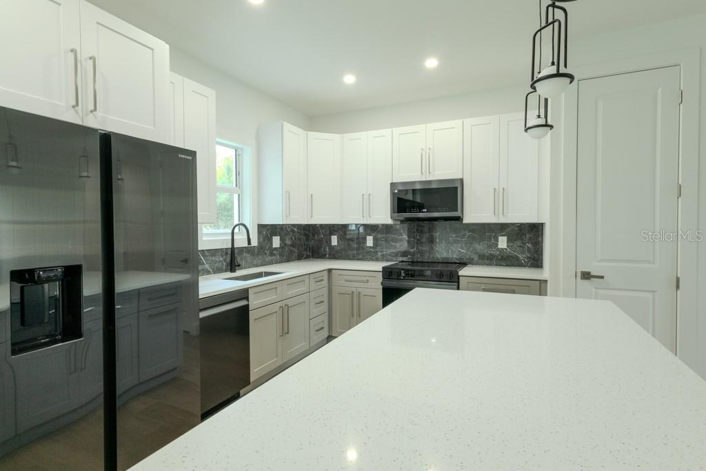 4323 LA FRANCE AVE, NORTH PORT, FL, 34286