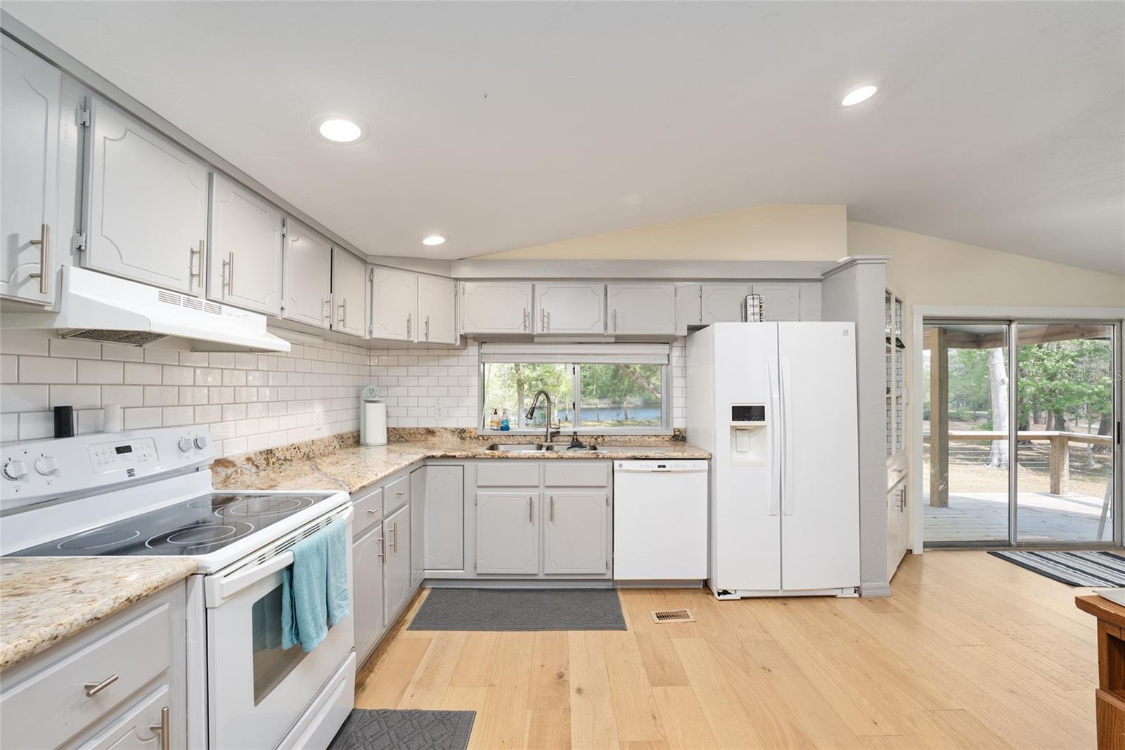 7870 SW 25TH PL, BELL, FL, 32619