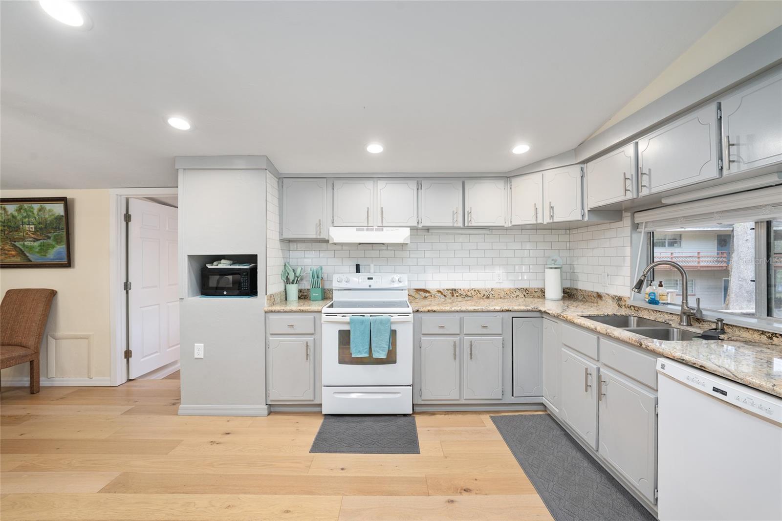7870 SW 25TH PL, BELL, FL, 32619