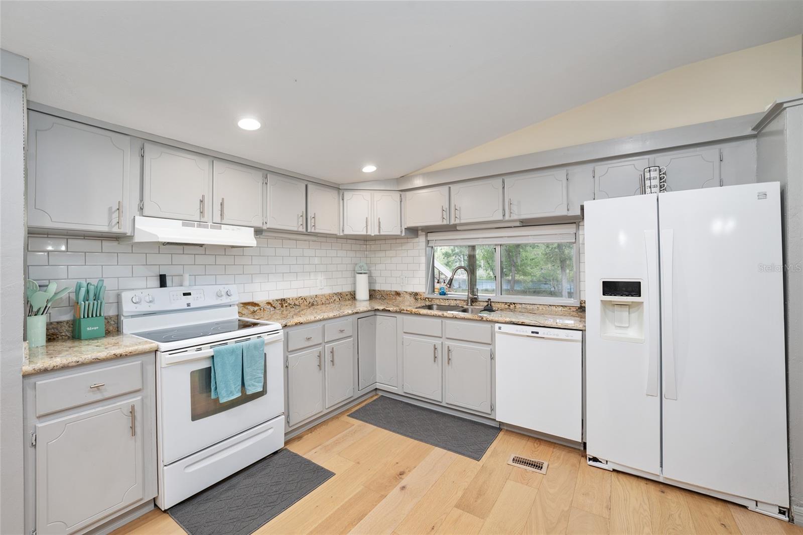 7870 SW 25TH PL, BELL, FL, 32619