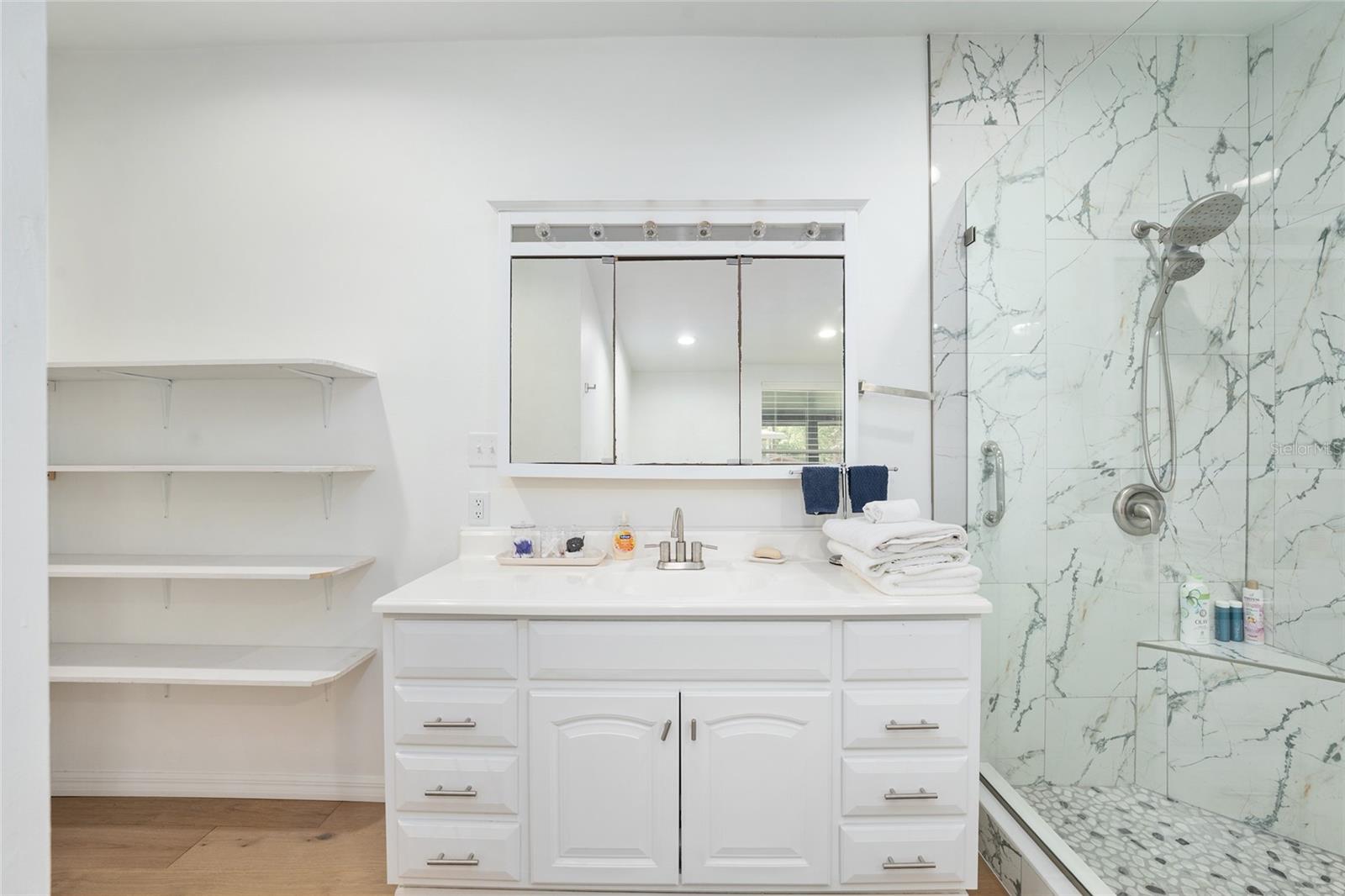 7870 SW 25TH PL, BELL, FL, 32619