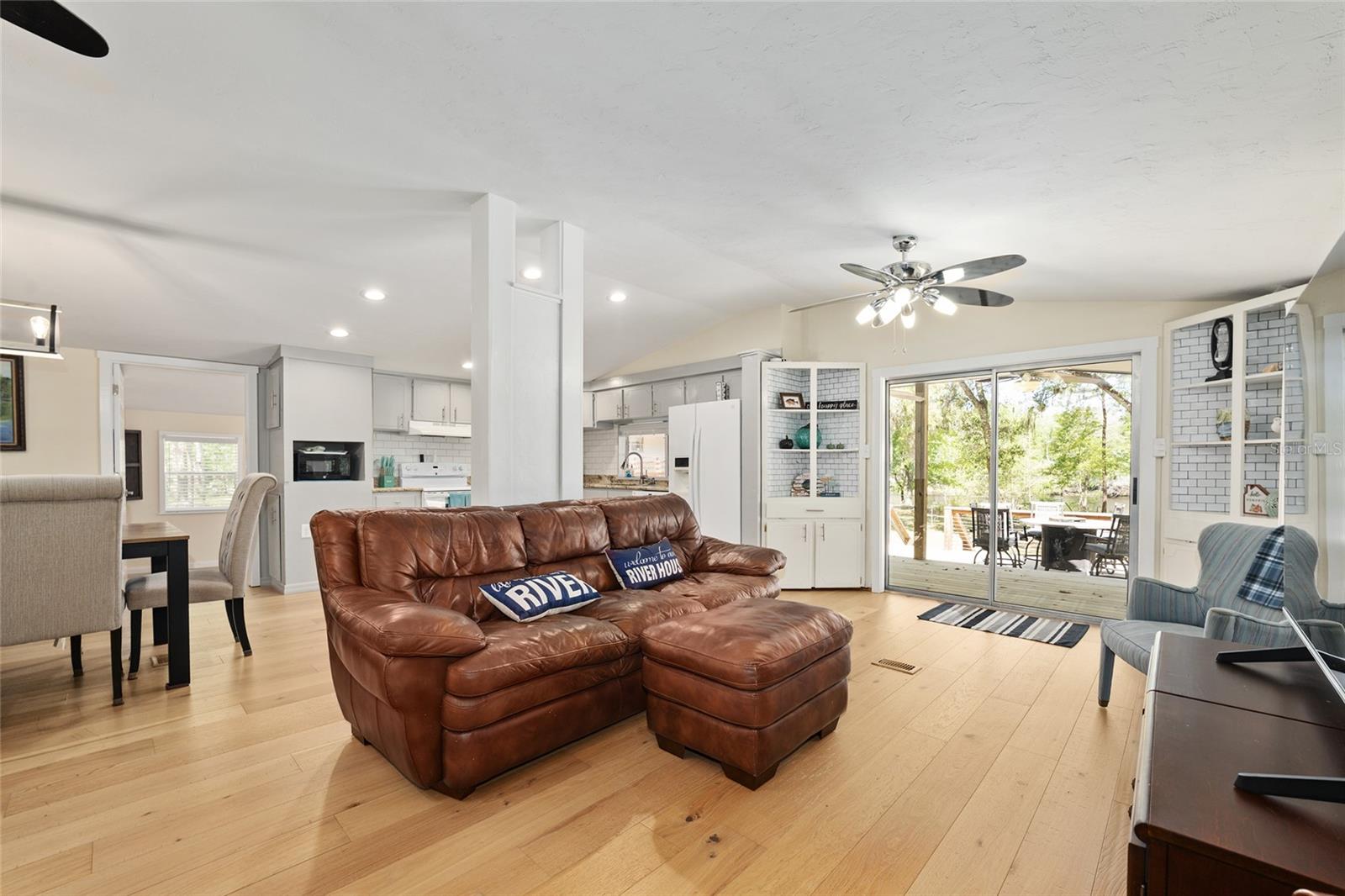 7870 SW 25TH PL, BELL, FL, 32619