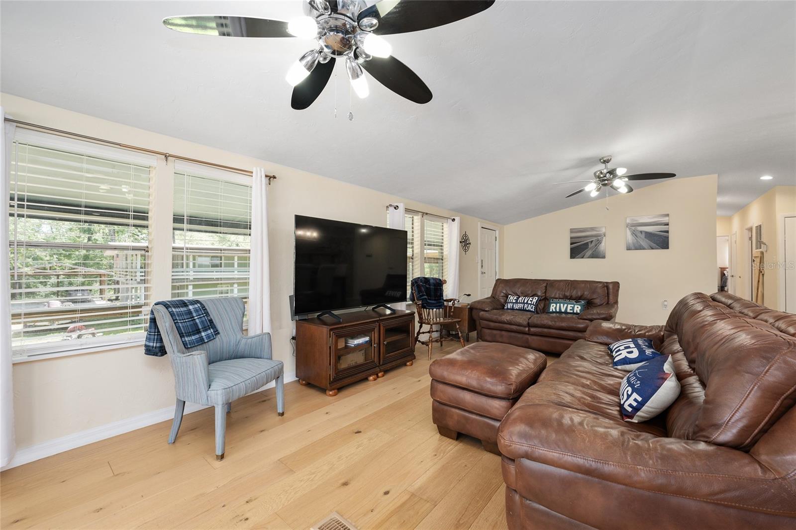 7870 SW 25TH PL, BELL, FL, 32619