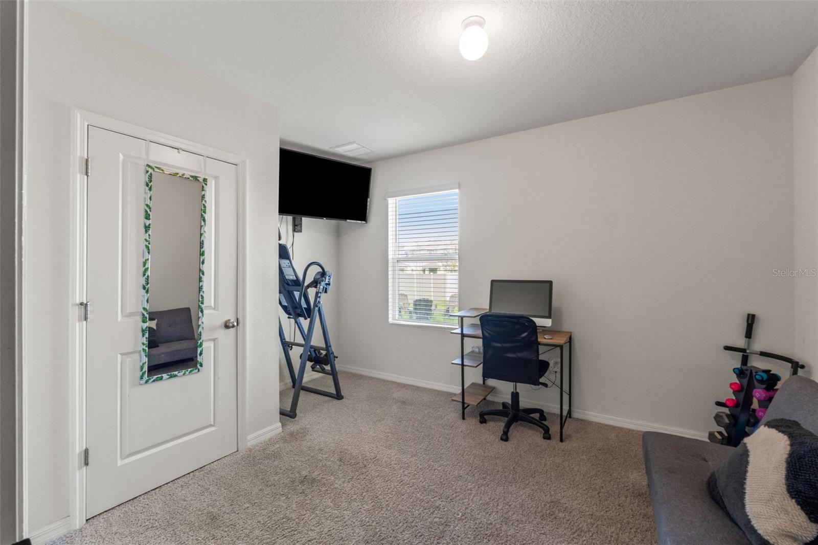 Bedroom/Office - 1st Floor