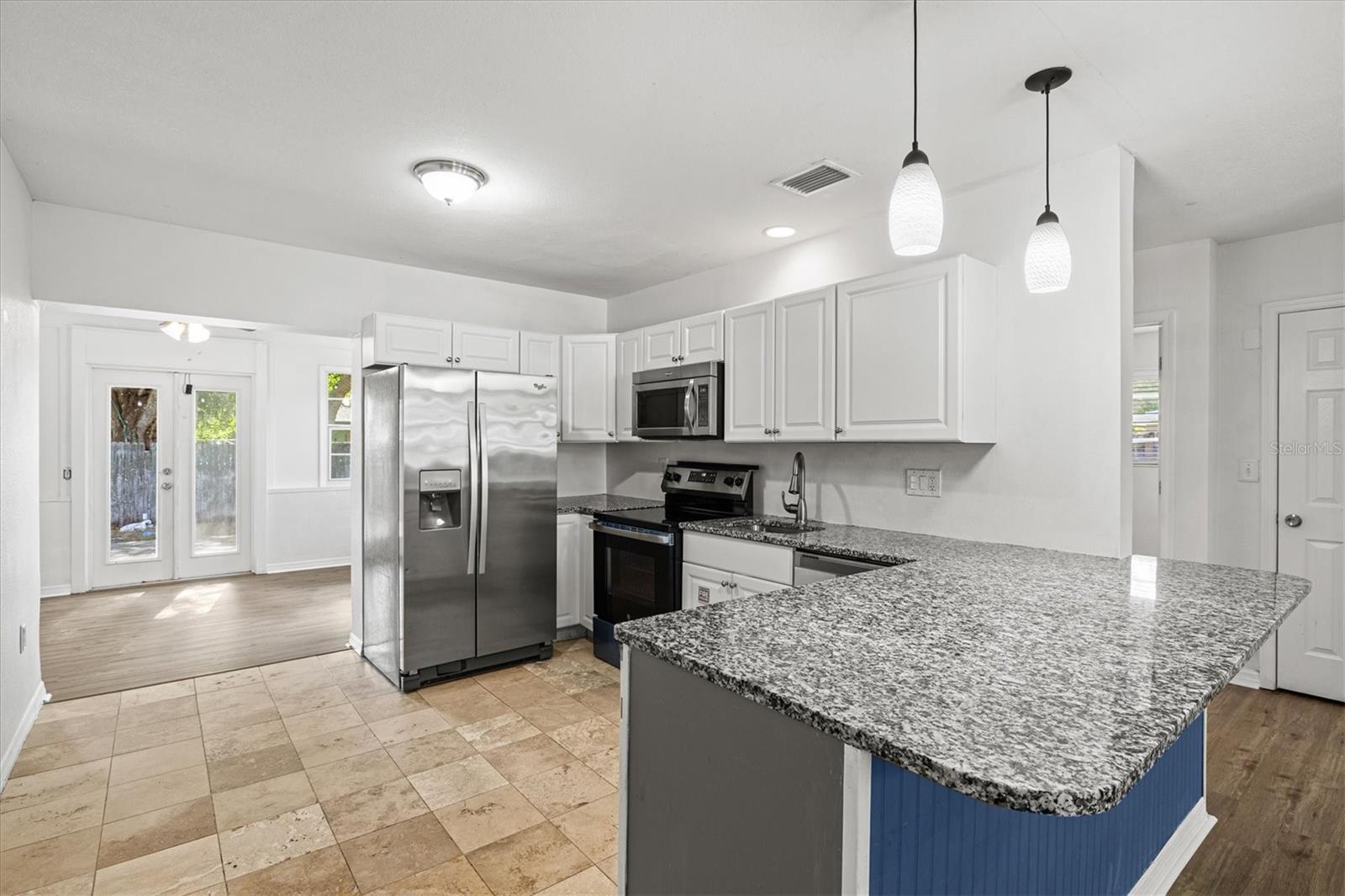 5911 OLIVE AVE, SARASOTA, FL, 34231