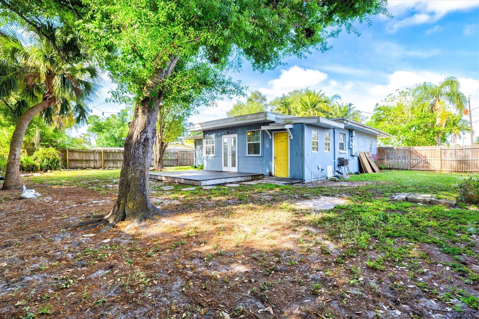 5911 OLIVE AVE, SARASOTA, FL, 34231