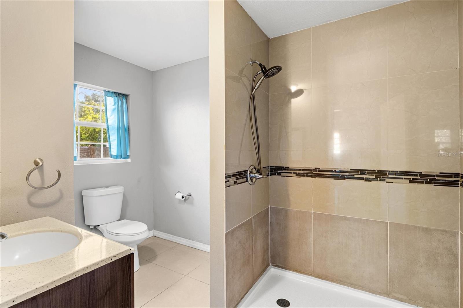 5911 OLIVE AVE, SARASOTA, FL, 34231