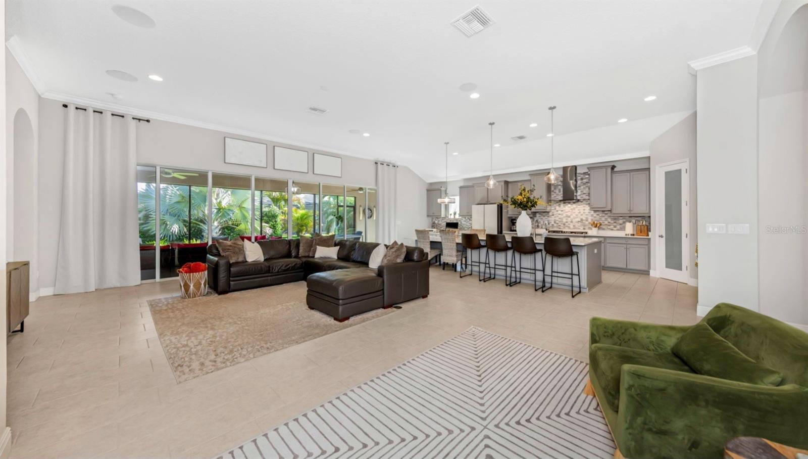 6916 NEOPOLITAN CT, APOLLO BEACH, FL, 33572