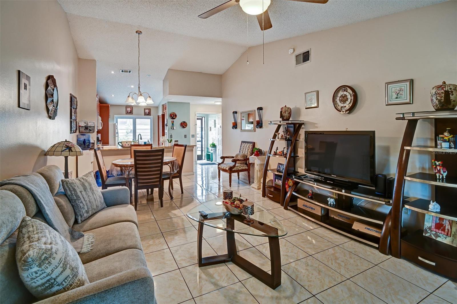 49 PINE ISLAND CIR, KISSIMMEE, FL, 34743
