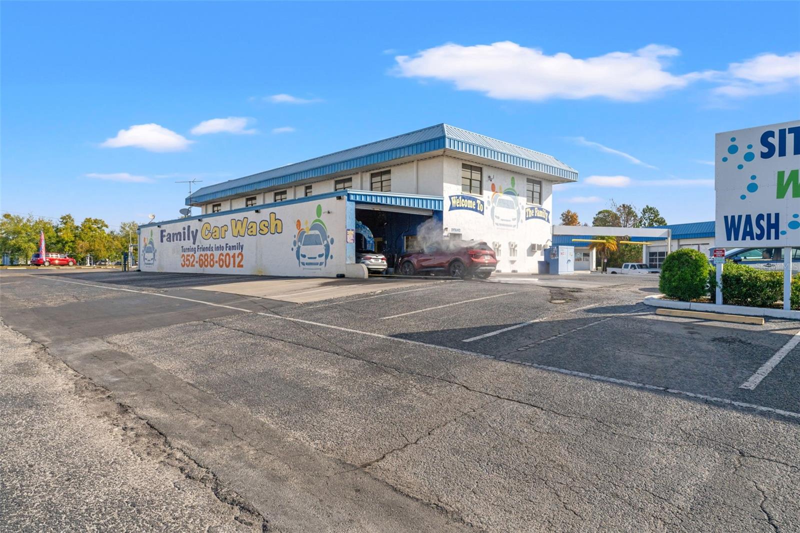 1108 COMMERCIAL WAY, SPRING HILL, FL, 34606