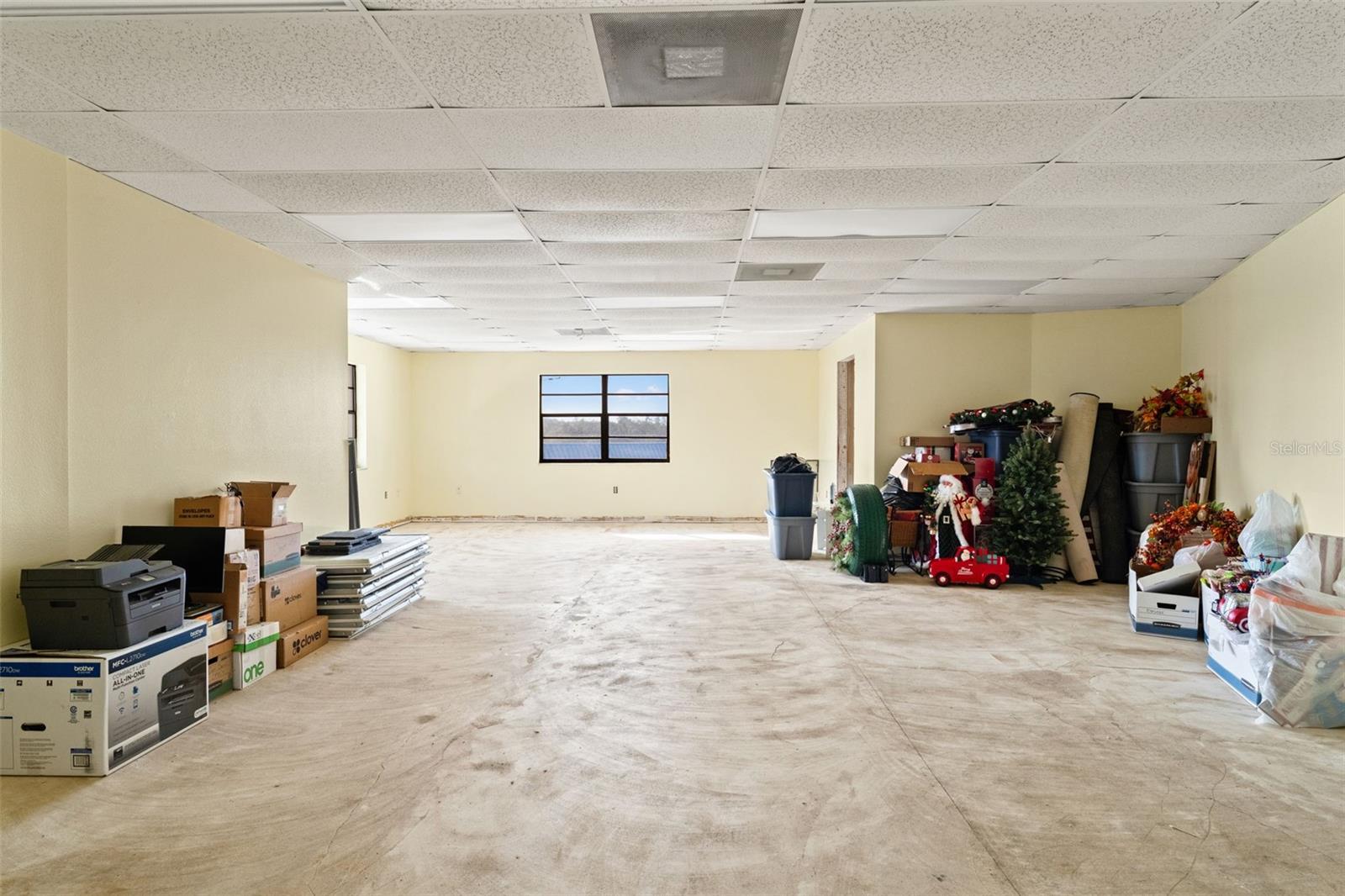 1108 COMMERCIAL WAY, SPRING HILL, FL, 34606