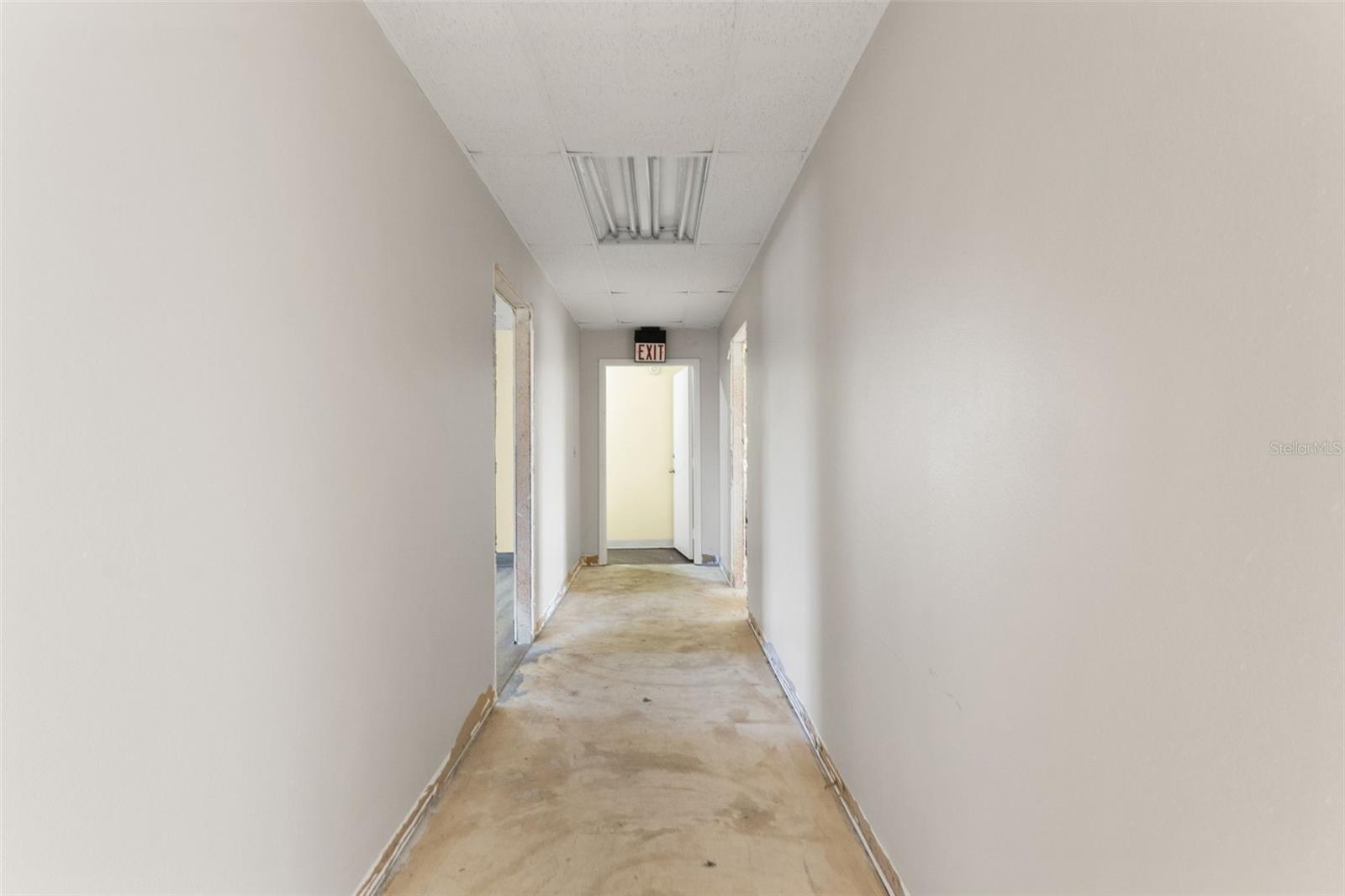 1108 COMMERCIAL WAY, SPRING HILL, FL, 34606