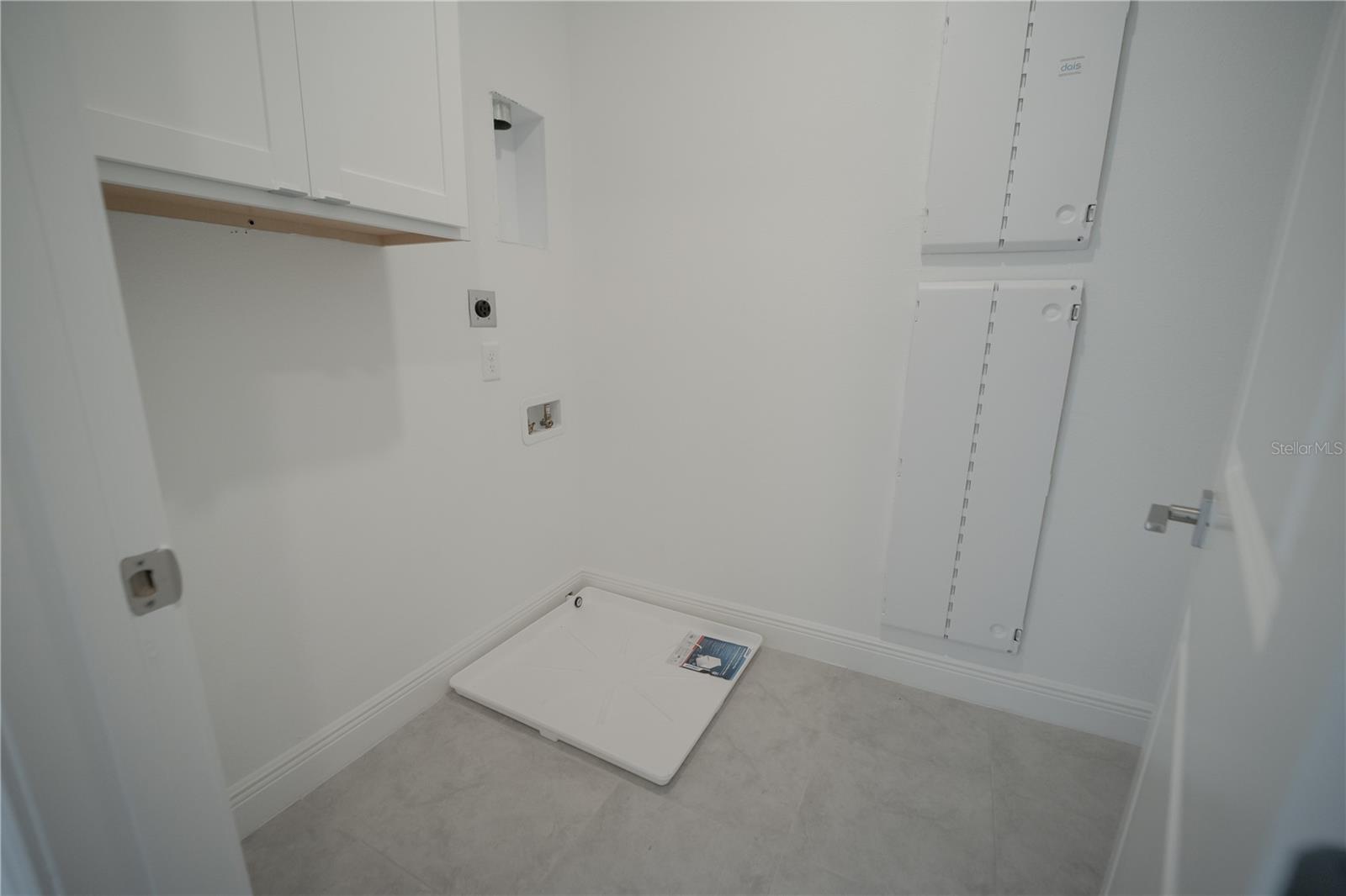 9856 SHARPLESS ALY, ORLANDO, FL, 32827