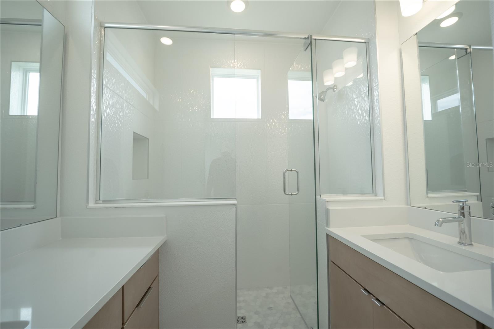 9856 SHARPLESS ALY, ORLANDO, FL, 32827
