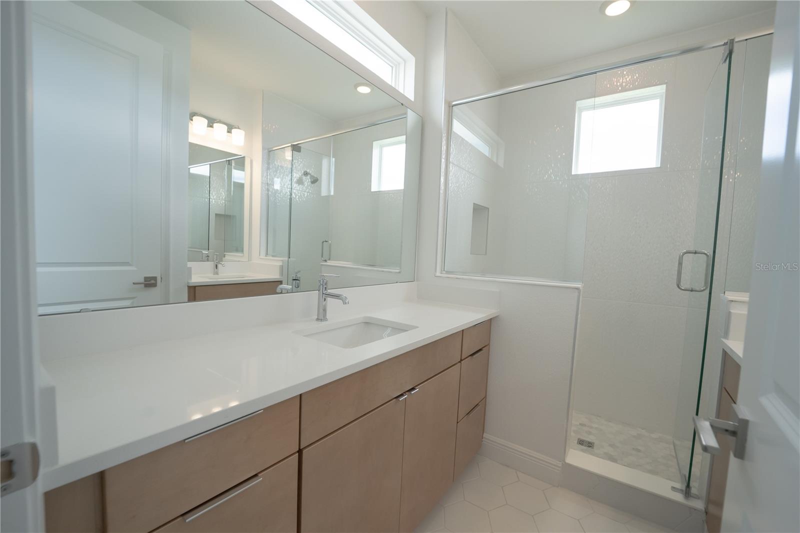 9856 SHARPLESS ALY, ORLANDO, FL, 32827