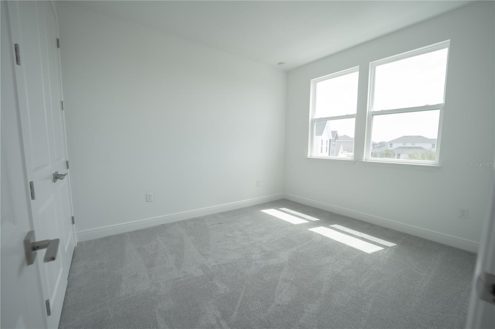 9856 SHARPLESS ALY, ORLANDO, FL, 32827