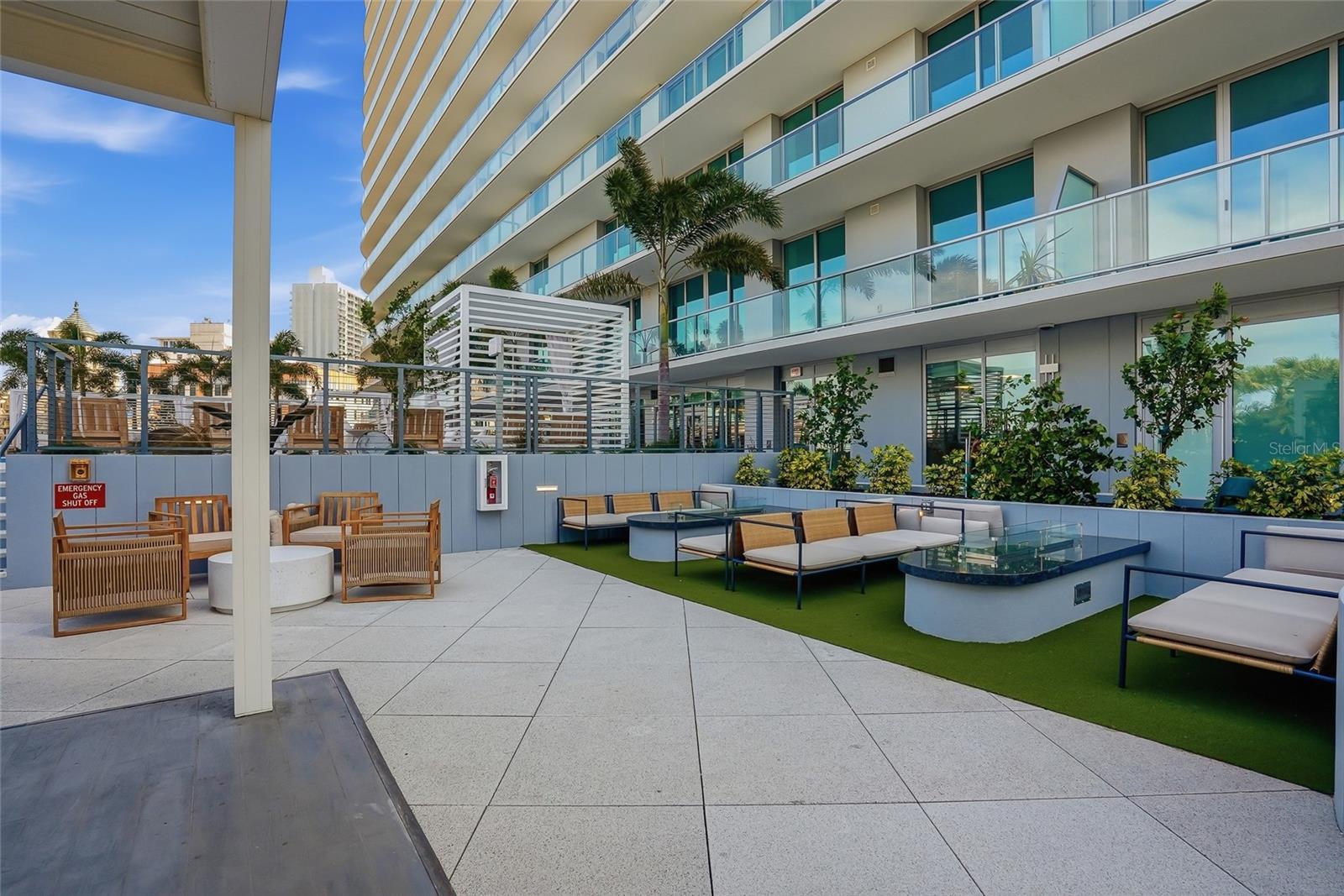 400 CENTRAL AVE #301, ST PETERSBURG, FL, 33701