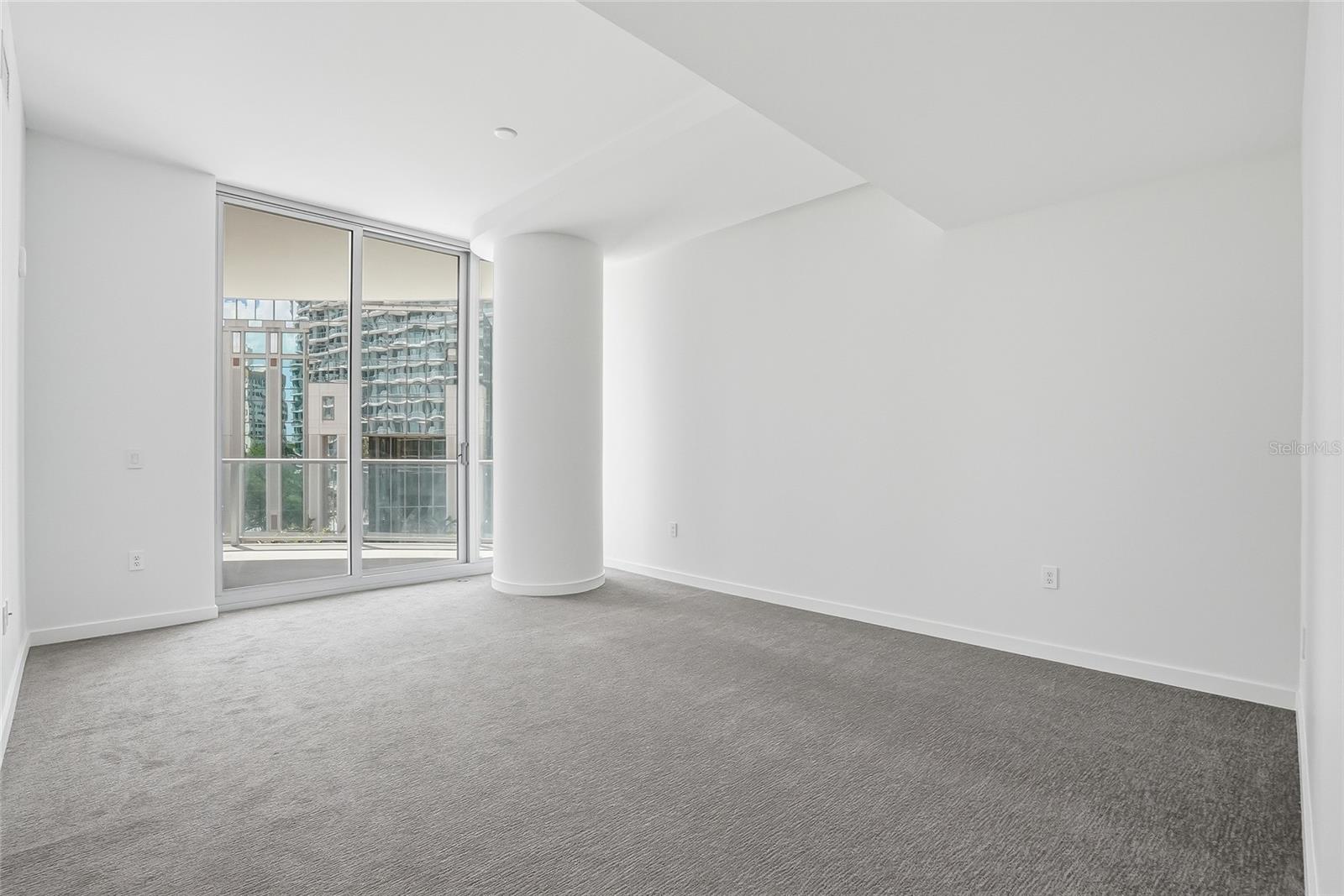 400 CENTRAL AVE #301, ST PETERSBURG, FL, 33701