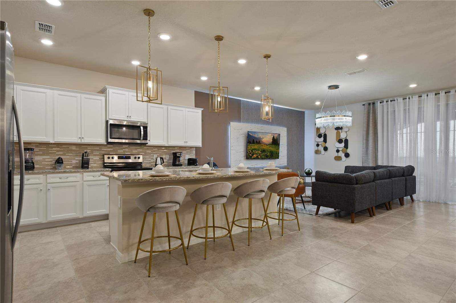 3715 LANA AVE, DAVENPORT, FL, 33897