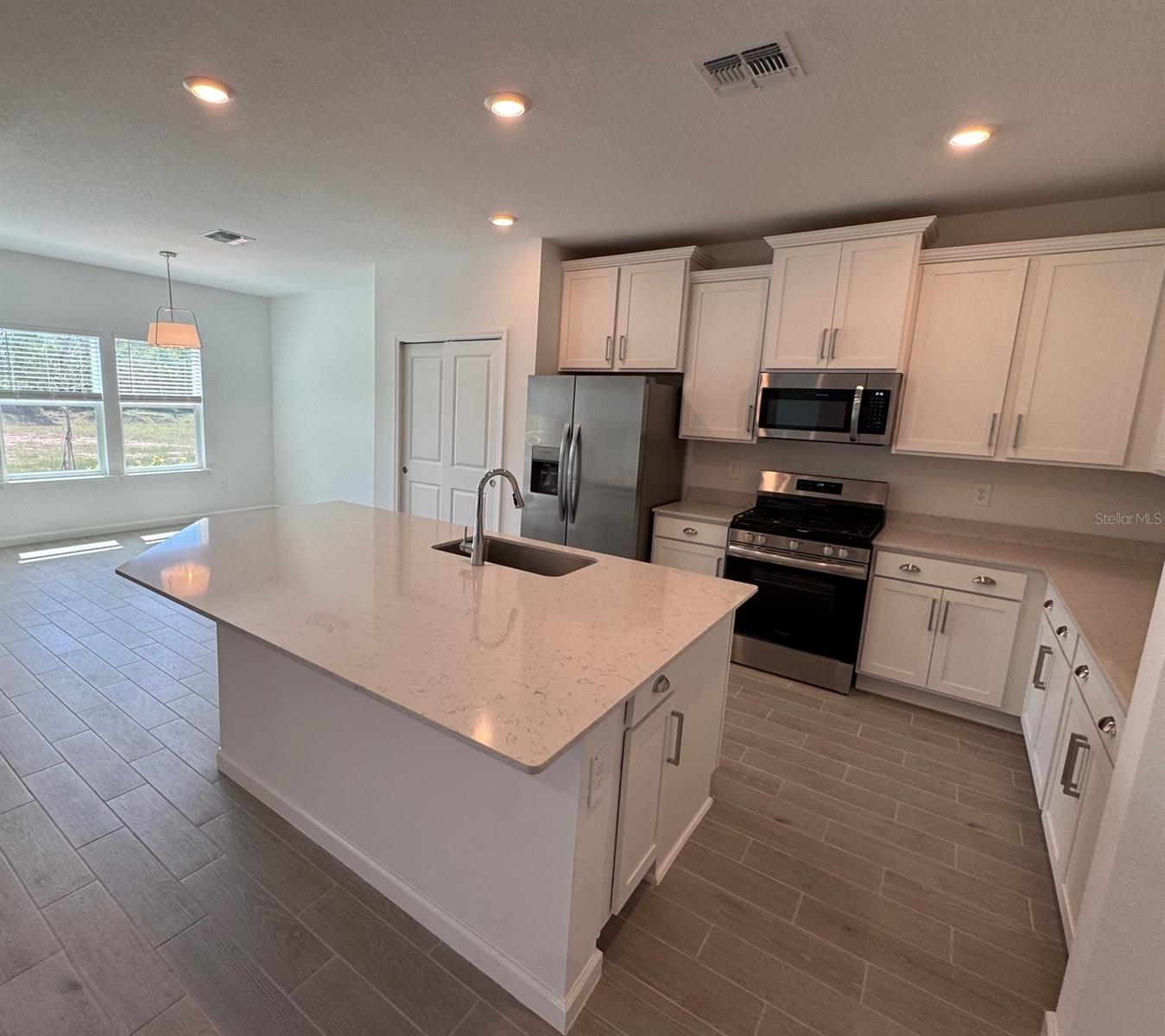 13717 NW CONVERGENCE BLVD, ALACHUA, FL, 32615