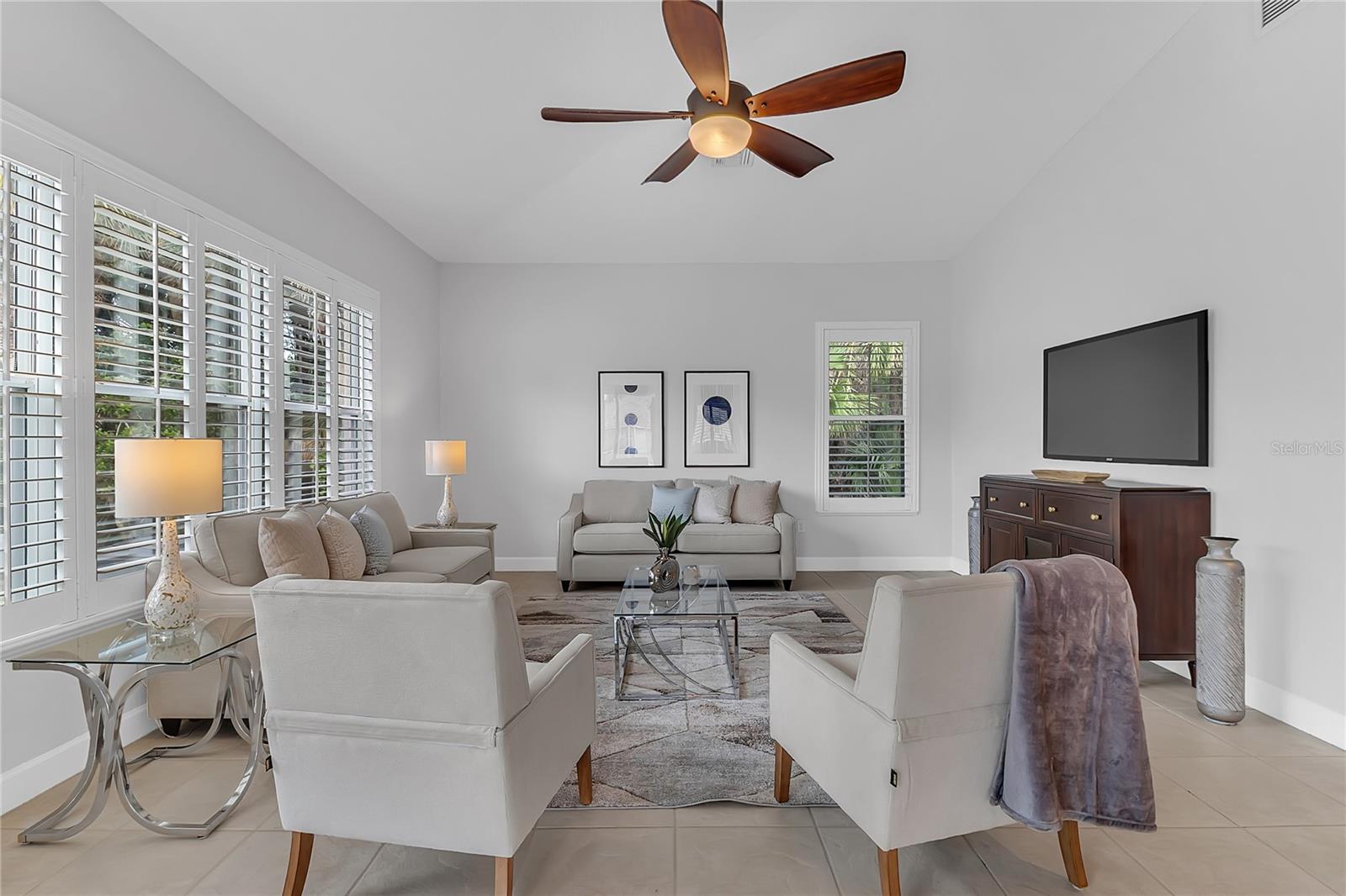 5675 BOB WHITE TRL, MIMS, FL, 32754