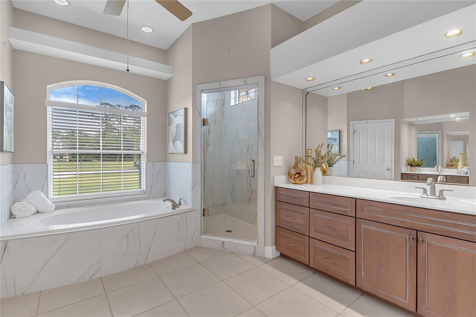 5675 BOB WHITE TRL, MIMS, FL, 32754