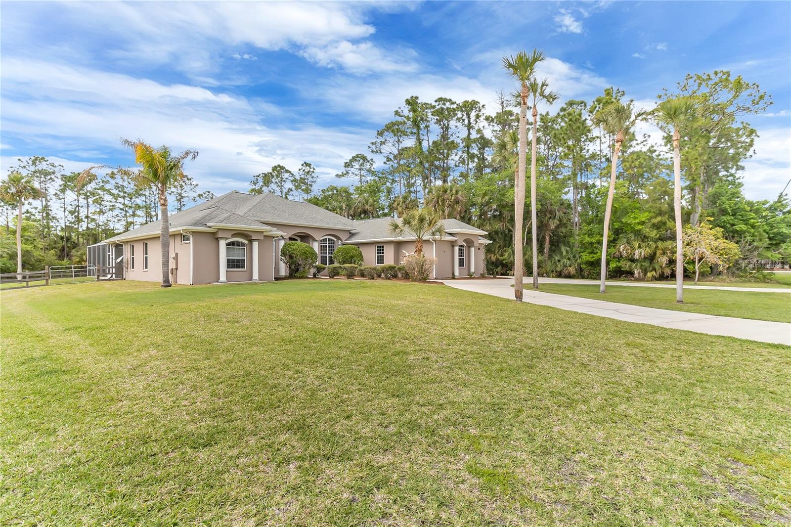 5675 BOB WHITE TRL, MIMS, FL, 32754